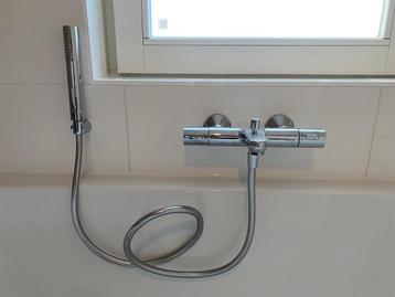 Vigour Clivia Thermostatische Badkraan met Handdouche beschikbaar voor biedingen