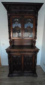 Originele 18e eeuwse Henri Deux kast met glas in lood, Ophalen