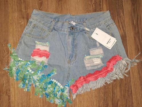 Bohemian ibiza korte broek Maat M/L Merk Golden Live, Kleding | Dames, Spijkerbroeken en Jeans, Nieuw, W28 - W29 (confectie 36)