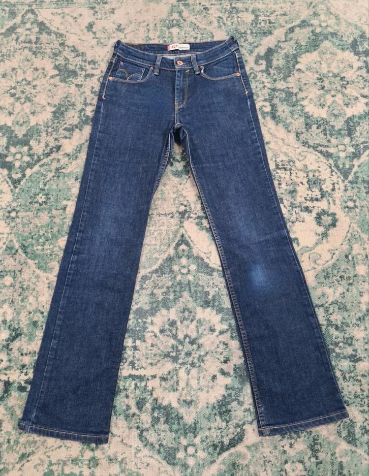 Levi's 627 straight Fit W27 L32 WMN Tulsi2732 Blauw, Kleding | Dames, Spijkerbroeken en Jeans, Zo goed als nieuw, W27 (confectie 34) of kleiner