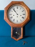Merk Haid Wandklok met Wortelnoot Hout, Ophalen of Verzenden