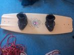 Wakeboard met bindingen, Watersport en Boten, Wakeboarden, Ophalen, Gebruikt, Board en Schoenen