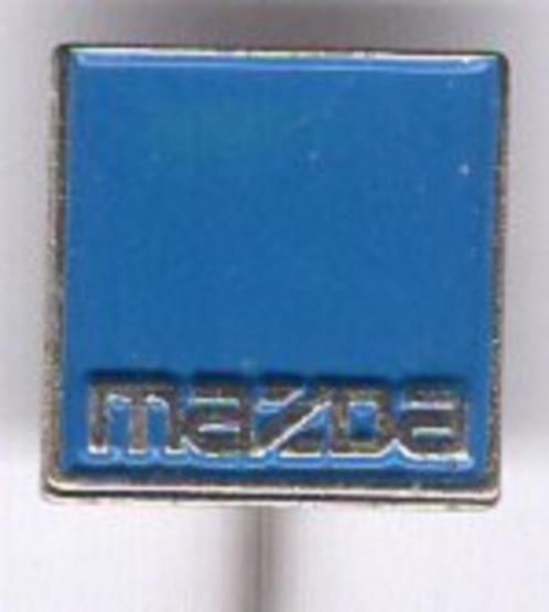 Mazda blauw op zilverkleurig auto speldje ( B_153 ), Verzamelen, Speldjes, Pins en Buttons, Zo goed als nieuw, Speldje of Pin