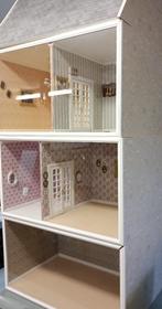 poppenhuizen, Verzamelen, Poppenhuizen en Toebehoren, Ophalen, Zo goed als nieuw, Poppenhuis