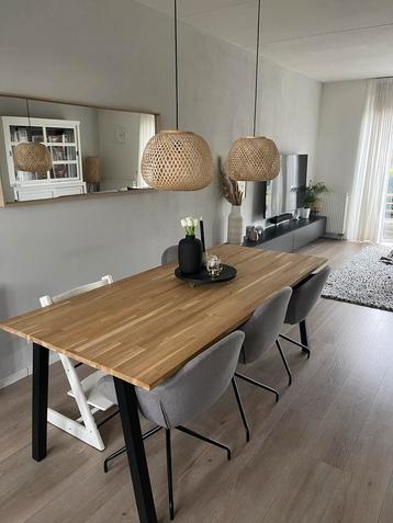 Grijze eetkamerstoelen 6x beschikbaar voor biedingen