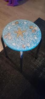 Prachtige vintage /retro kruk schelpen /zee ster jaren 70, Ophalen of Verzenden, Zo goed als nieuw, Rond, Minder dan 55 cm