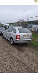 Skoda Fabia Combi 1.4-16V Comfort, 450 kg, Gebruikt, 4 cilinders, Centrale vergrendeling