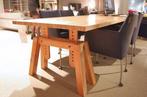 Industriele licht eiken design eettafel, Huis en Inrichting, Tafels | Eettafels, 200 cm of meer, Ophalen of Verzenden, Zo goed als nieuw