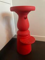 Moooi antiques bar kruk in het rood, ontwerp Marcel Wanders, Ophalen, Kunststof, Gebruikt, Met voetsteun