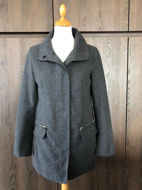 Jas BERSHKA, maat S, Kleding | Dames, Jassen | Winter, Gedragen, Maat 36 (S), Grijs, Verzenden