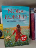Nora Roberts - Veroverde Vrijheid, Ophalen of Verzenden, Gelezen, Nora Roberts, Nederland