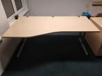 Stevig bureau 180 x 100 met ladenkast GRATIS, Huis en Inrichting, Ophalen, Gebruikt, Ikwileen bureau@gratisbureau.com, In hoogte verstelbaar