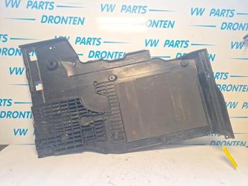 Beschermplaat bodem van een Volkswagen Golf beschikbaar voor biedingen