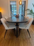 Zwarte houten tafel met spinpoot onderstel, Ophalen, 100 tot 150 cm, Zo goed als nieuw, Vijf personen of meer