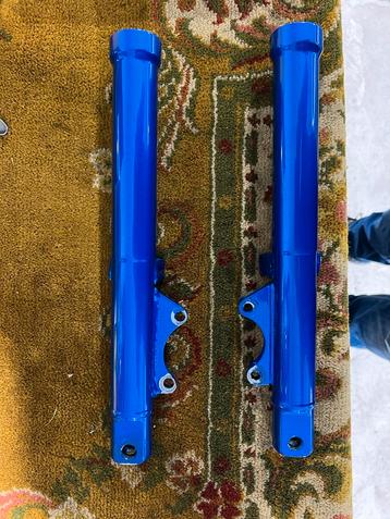 Voorpoten dubbel schijf beschikbaar voor biedingen