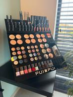 Make-up Display PUI PUI, Ophalen, Overige kleuren, Gehele gezicht, Zo goed als nieuw