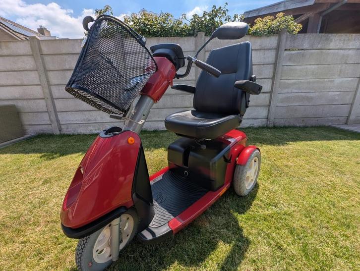 Scootmobiel Trophy met lage kilometerstand, Diversen, Brommobielen en Scootmobielen, Gebruikt, Sterling, 26 t/m 35 km, 16 km/u of meer