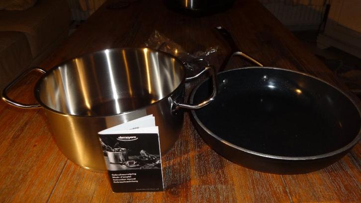 2x Demeyere: 1 nieuwe kookpan en 1 koekenpan/bakpan, Huis en Inrichting, Keuken | Potten en Pannen, Zo goed als nieuw, Koekenpan of Braadpan