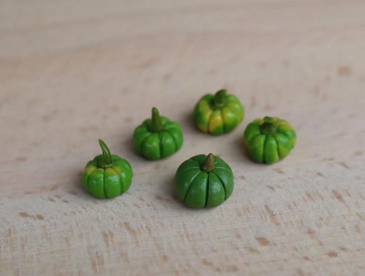 Heel veel groenten en fruit en houten kratjes., Verzamelen, Poppenhuizen en Toebehoren, Nieuw, Gebruiksvoorwerp, Ophalen of Verzenden