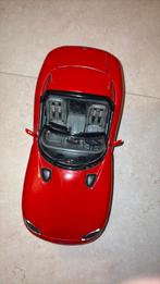 Auto dodge, Hobby en Vrije tijd, Modelauto's | 1:24, Ophalen of Verzenden, Bburago
