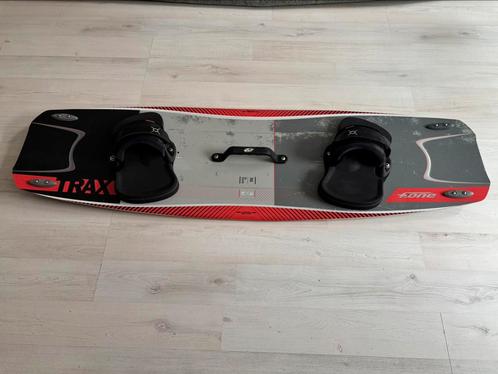 F-one Trax 136, Watersport en Boten, Kitesurfen, Gebruikt, Kiteboard, Twintip, Ophalen of Verzenden