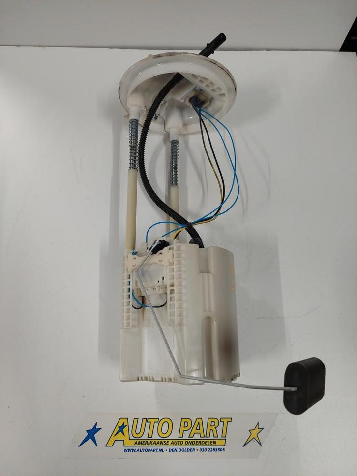 Dodge Ram pickup 4.7 ltr benzinepomp 2009-2012, Auto-onderdelen, Brandstofsystemen, Amerikaanse onderdelen, Dodge, Gebruikt, Ophalen of Verzenden