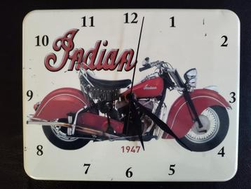 Metalen wandklok, Indian 1947 beschikbaar voor biedingen