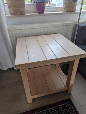 bijzettafel massief hout Ikea