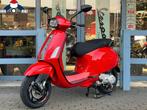 Nieuwe Vespa SPRINT S 50 4T I-GET Rosso Coraggioso 45KM
