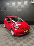 Toyota Aygo 1.0-12V | Nieuwe APK |, Voorwielaandrijving, Stof, Gebruikt, Zwart