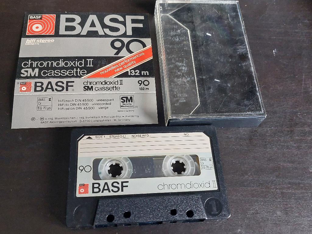 BASF CHROMDIOXID II - 90 CASSETTEBANDJE, Cd's en Dvd's, Cassettebandjes, Overige genres, 1 bandje, Ophalen of Verzenden, Zo goed als nieuw