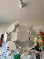 Hanglamp wit met metalen schijfjes, Huis en Inrichting, Lampen | Hanglampen, Ophalen, Gebruikt, Metaal, 50 tot 75 cm