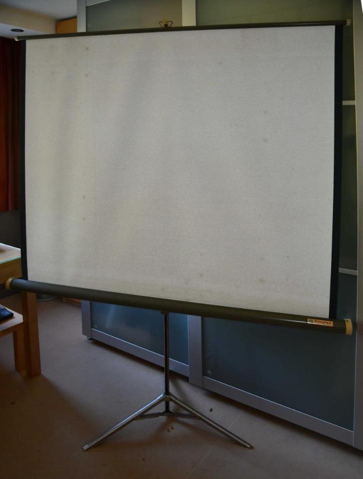 Oprolbaar projectiescherm - Simplex - 125 x 125, Audio, Tv en Foto, Projectieschermen, Zo goed als nieuw, Handmatig, Ophalen of Verzenden