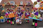 Kleurrijke carnavalspakken optocht!, Kleding | Dames, Carnavalskleding en Feestkleding, Carnaval, Maat 38/40 (M), Zo goed als nieuw