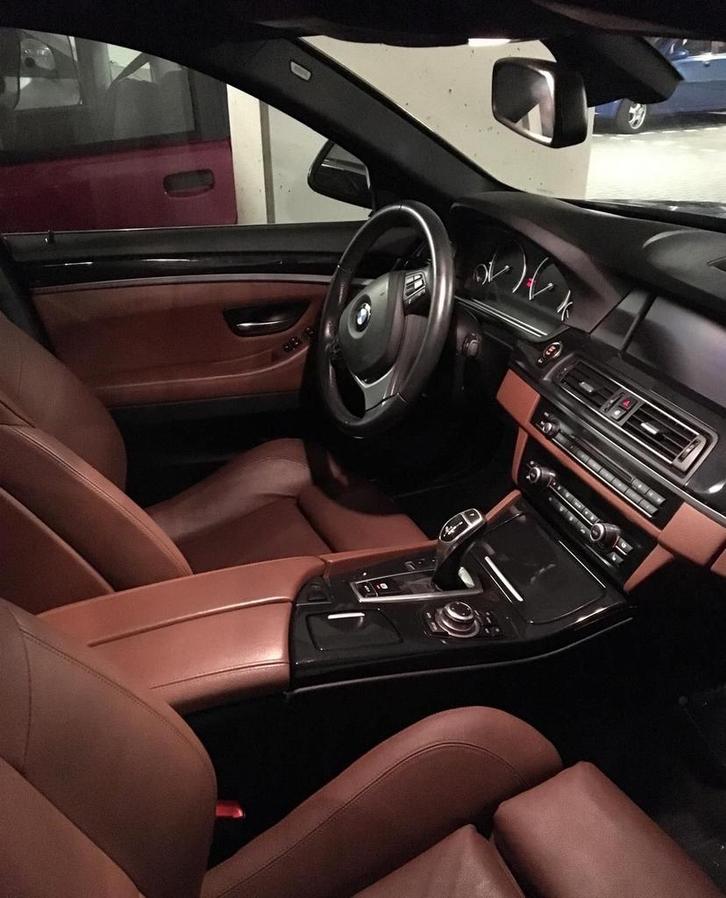 BMW 520 i Automaat  F10 | Leder | Navi | Distributieketting, Auto's, BMW, Particulier, 5-Serie, Benzine, A, Sedan, Automaat, Origineel Nederlands