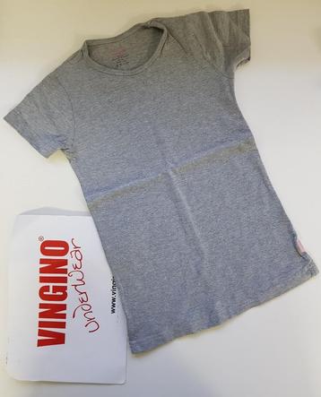 Super fijn grijs VINGINO stretch shirt maat S / 122-128.   beschikbaar voor biedingen