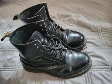 Dr. Martens maat 39 beschikbaar voor biedingen