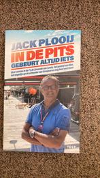 Jack Plooij - In de pits gebeurt altijd iets, Boeken, Ophalen of Verzenden, Zo goed als nieuw, Jack Plooij