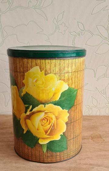 te koop: groot Tomado blik gele roos, retro vintage jaren 60 beschikbaar voor biedingen