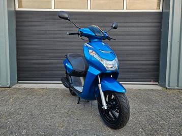 PEUGEOT KISBEE RS 4T E4 SNOR BJ 07-2020 BLAUW 4900km beschikbaar voor biedingen