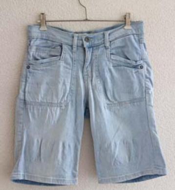 Bermuda maat 164( XS) gebleekte denim, Sensation