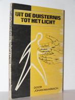 Johan Maasbach - Uit de duisternis tot het licht, Boeken, Ophalen of Verzenden, Zo goed als nieuw, Christendom | Protestants