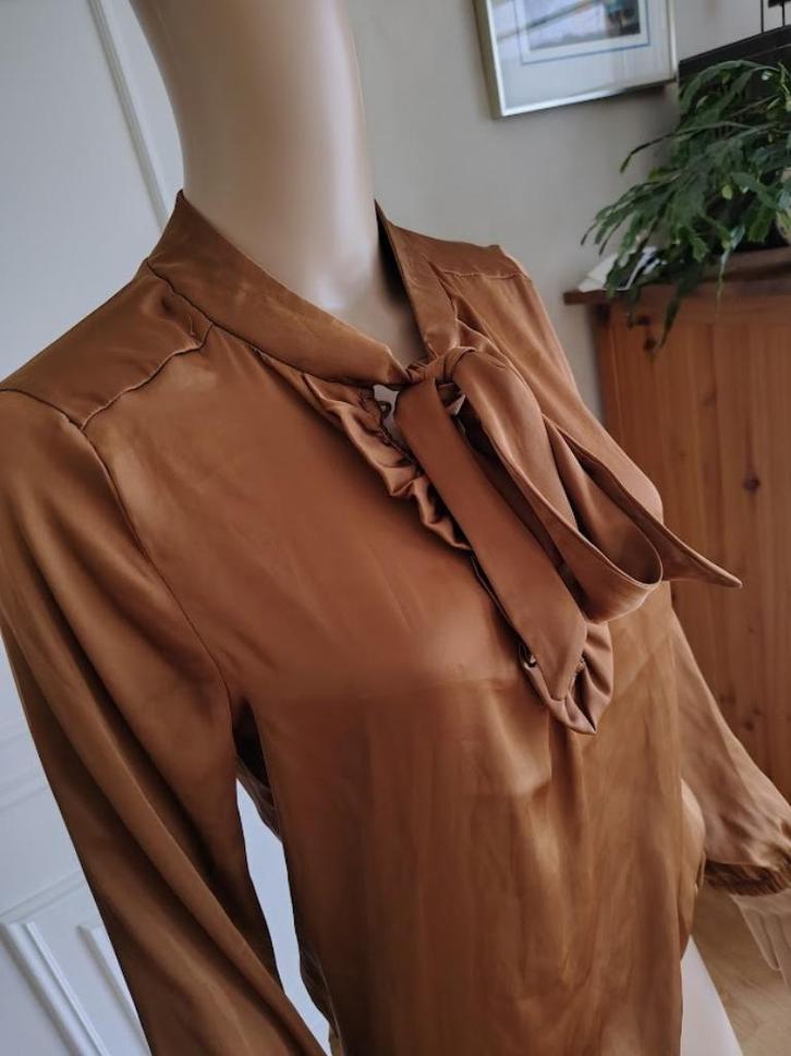 Roestkleurig Satijnachtige blouse van avalanche, Kleding | Dames, Blouses en Tunieken, Zo goed als nieuw, Blauw, Verzenden