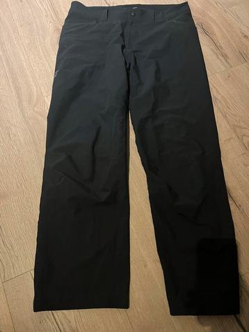 arcteryx broek L beschikbaar voor biedingen
