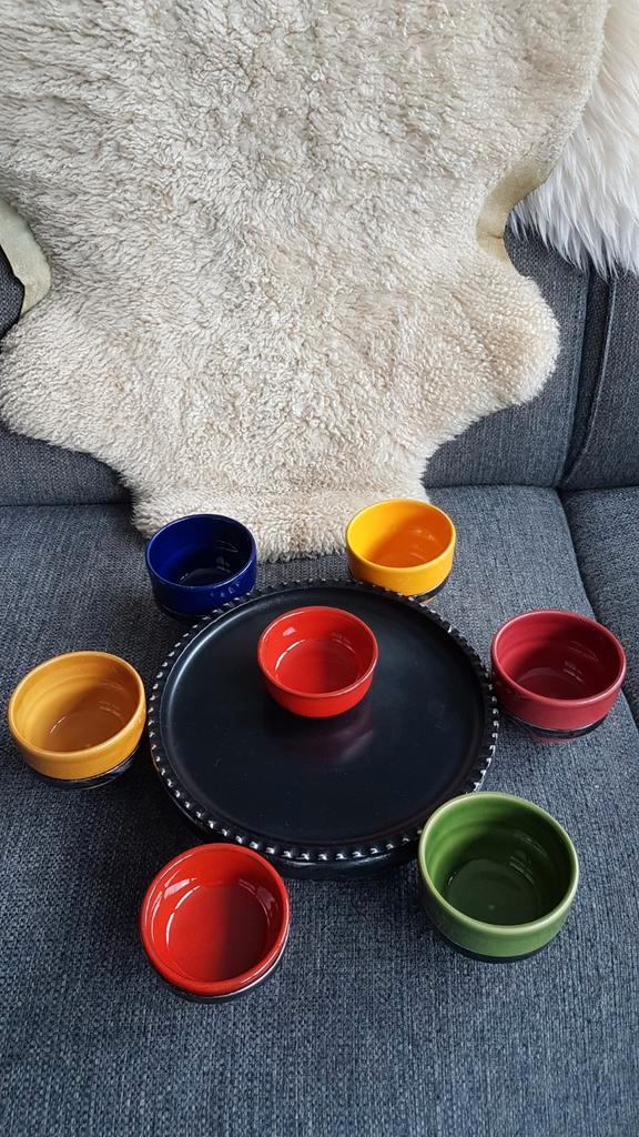 Vintage draaiplateau serveerschaal met kleurrijke kommetjes, Antiek en Kunst, Antiek | Servies los, Ophalen of Verzenden