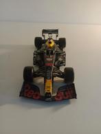 Bburago Aston Martin Red Bull Racing RB16 schaal 1:24, Hobby en Vrije tijd, Modelauto's | 1:24, Ophalen of Verzenden, Zo goed als nieuw