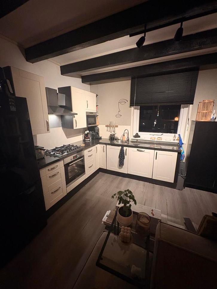 Hoekkeuken met inbouwapparatuur - Gebruikt, Huis en Inrichting, Keuken | Keukenelementen, Gebruikt, 200 cm of meer, 50 tot 75 cm