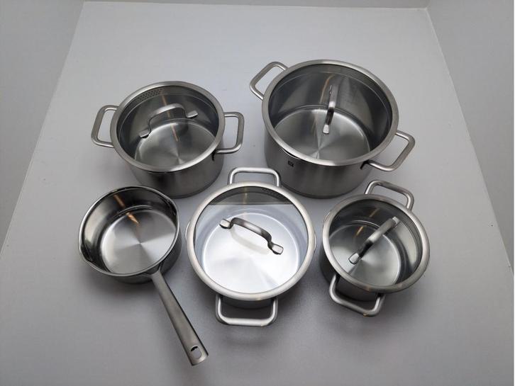 Zwilling True Flow pannenset, met deukje, Huis en Inrichting, Keuken | Potten en Pannen, Zo goed als nieuw, Pannenset, Rvs, Inductieplaat