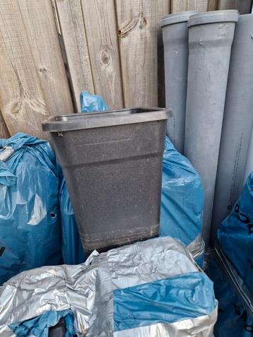 Partij kweek plant/ bloempotten a 200stks beschikbaar voor biedingen