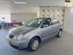 Volkswagen Polo 1.4-16V Athene Apk Nieuw,Airco,Cruise,N.A.P,, Voorwielaandrijving, Gebruikt, Zwart, 4 cilinders